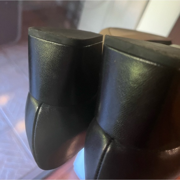 Franco Sarto Jesslyn Leather Pump Size 9.5Rt/9Lft - Picture 2 of 8